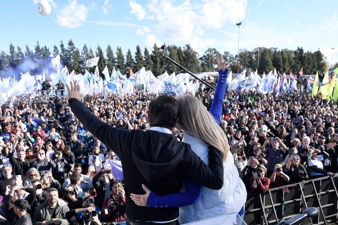 Kicillof-acto-Prensa- La Plata